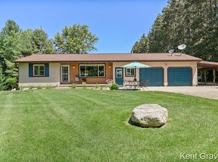 1345 Eleven Mile Rd NE, Comstock Park, MI 49321