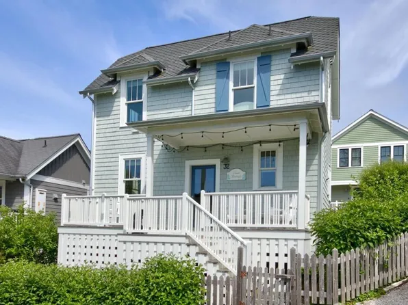 32 Madison Lane, Pacific Beach, WA 98571