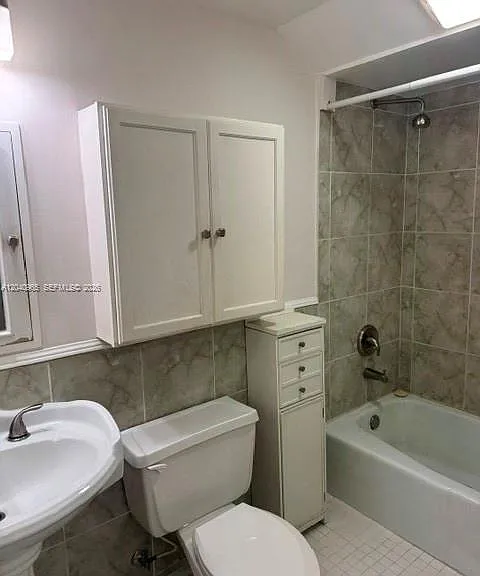 14321 N Kendall Dr #403F — Photo 6