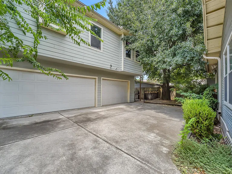203 Northwood St — Photo 31