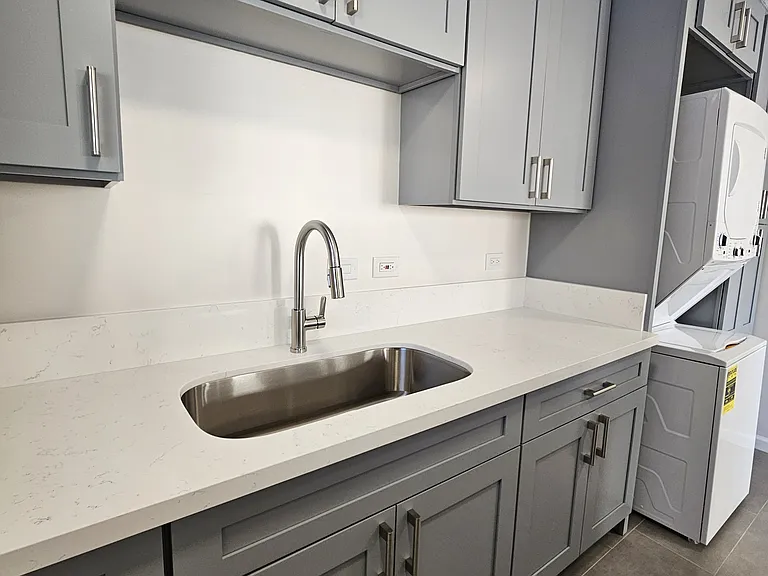 1412 Kewalo St #406 — Photo 8