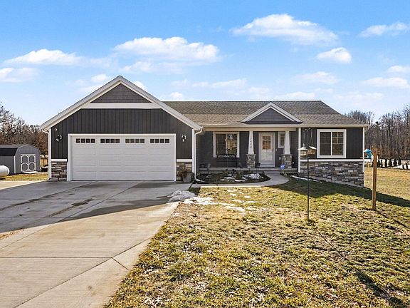 2nd image of 7450 Nineteen Mile Rd NE