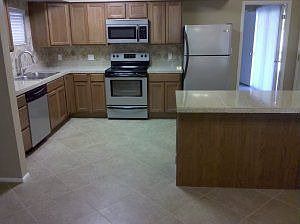 2nd image of 5737 W Fairmount Ave