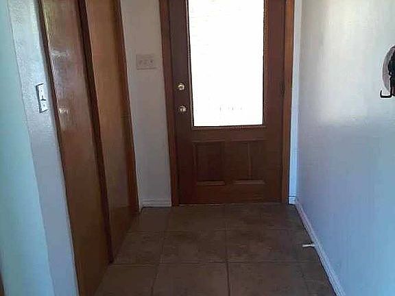 3rd image of 1304 N Orchard Ave
