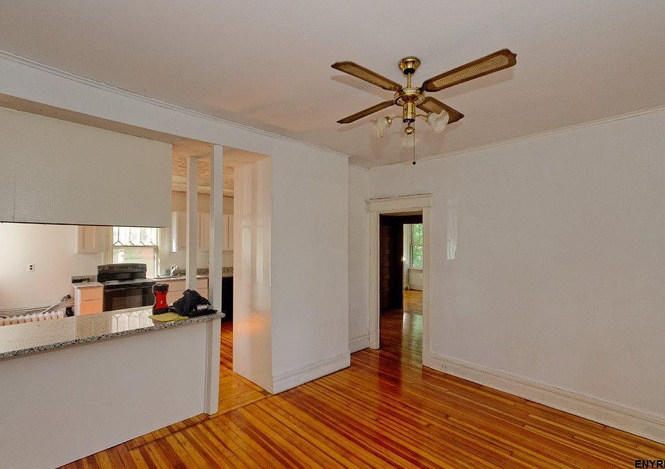 1st image of 263 W Lawrence St #1