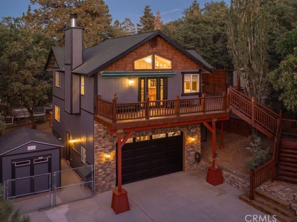 1363 La Crescenta Dr