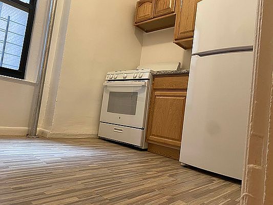 3rd image of 2280 Grand Ave #3C