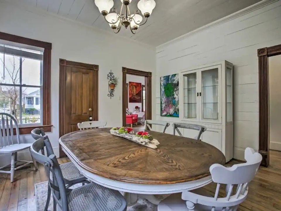 1st image of 1124 Church St #1124