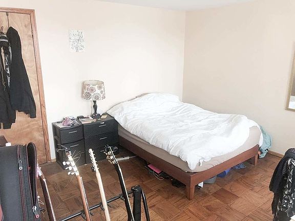 5th image of 318 Eckford St #2
