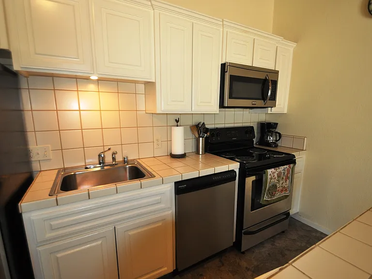 12691 Junipero Serra Way — Photo 5