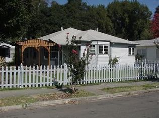 1045 Clark St, Santa Rosa, CA 95404