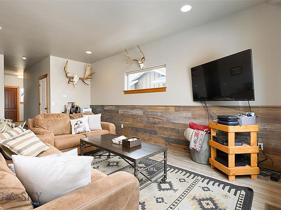 4th image of 339 Ramshorn Peak Ln