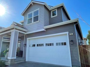 757 Acacia Ln, Santa Rosa, CA 95409