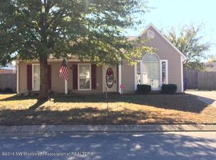 2647 Waverly Dr, Horn Lake, MS 38637