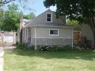 322 Wilshire Dr, Machesney Park, IL 61115