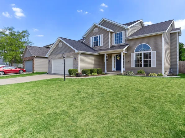 409 Bluestem, Savoy, IL 61874