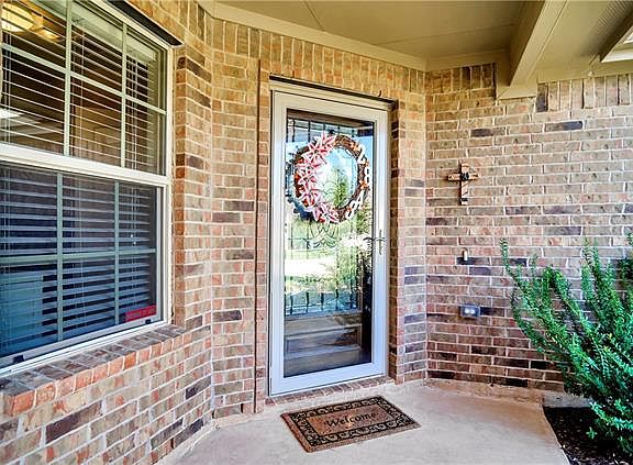 4th image of 2848 Houston Wood Dr