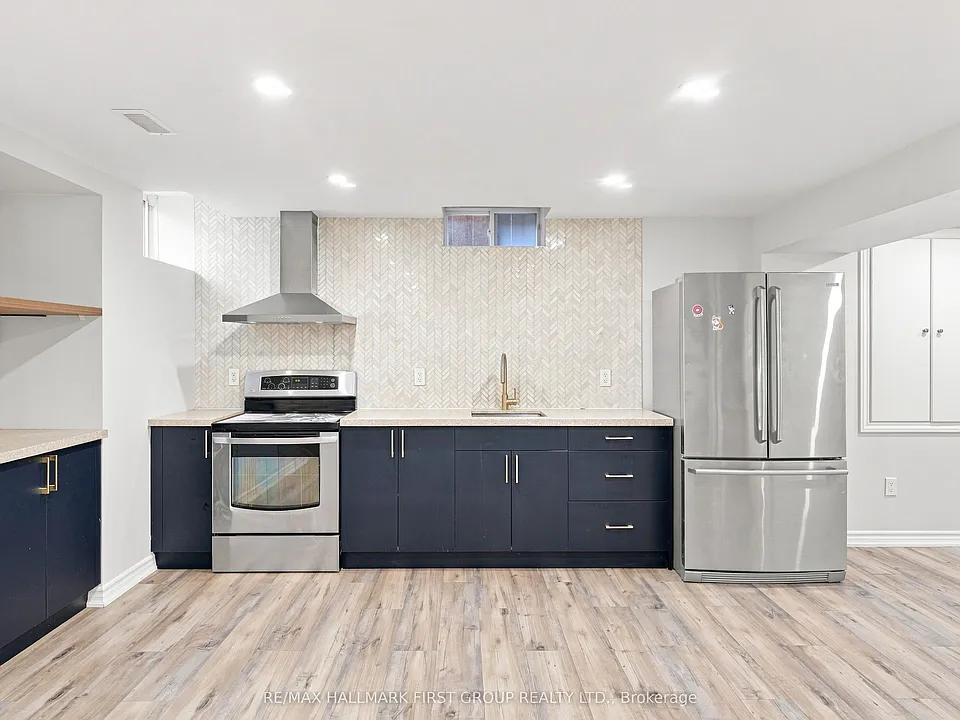 36 Attraction Dr #BASEMENT