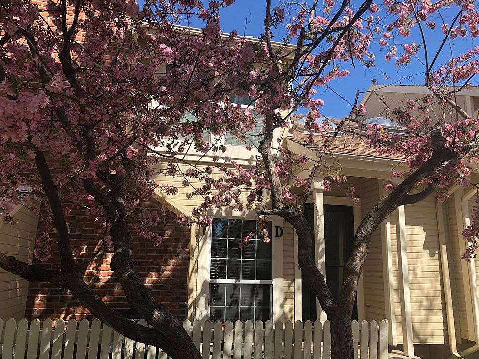 2nd image of 2941 W Long Dr APT D