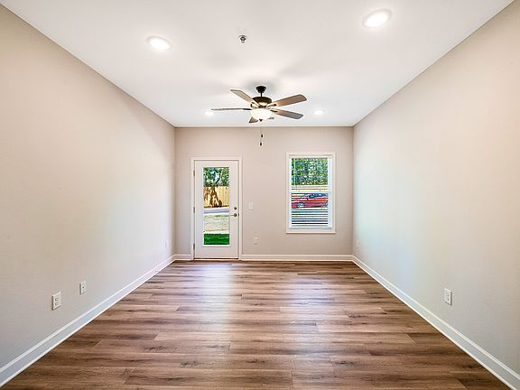3rd image of 2076 Legacy Park Trl #2006-208