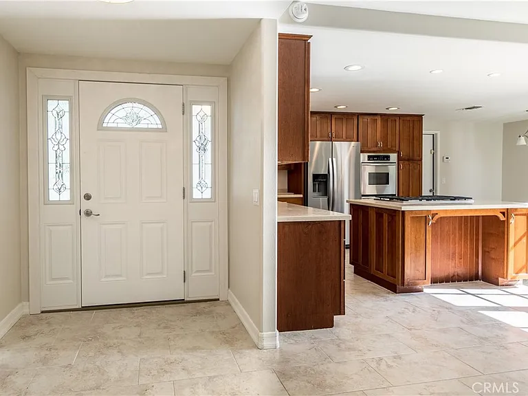 25145 Daisy Ave — Photo 2