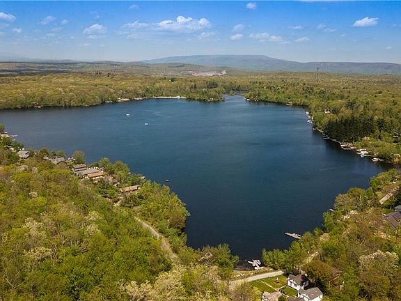 2nd image of 80 Lake Shore Dr