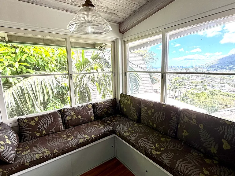 3233 Paty Dr — Photo 7