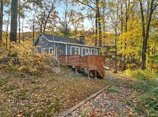 7 4th Rd, Greenwood Lake, NY 10925