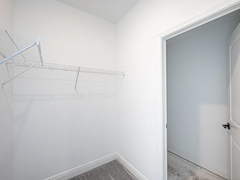 10132 Peebles St — Photo 41