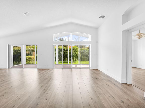 2nd image of 9630 Arbor View Drive N