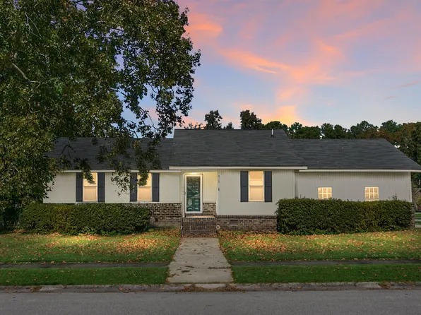 401 Terrier Rd, Goose Creek, SC 29445