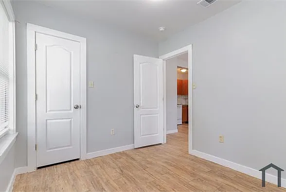 3402 Jeffries St #B — Photo 12