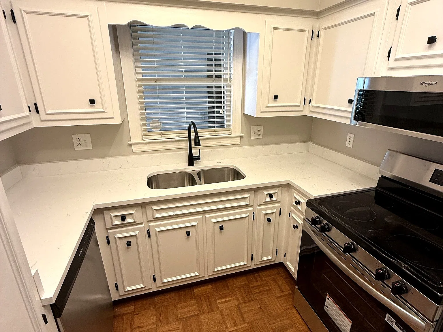 3 bed, 1600 sqft, $2,595 — Photo 4
