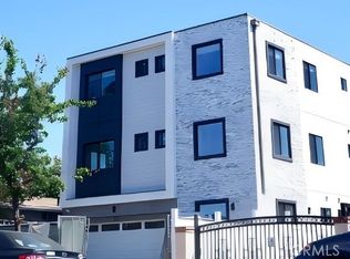 1410 W 37th Pl, Los Angeles, CA 90018