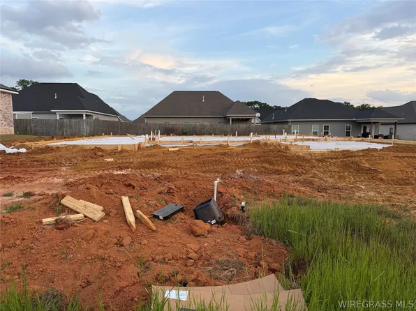 317 Thornbird Loop, Enterprise, AL 36330