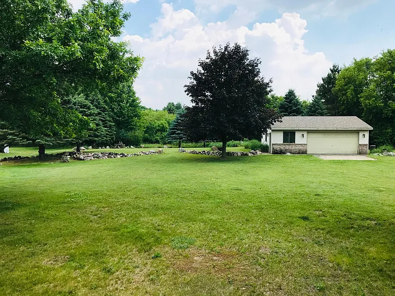 1552 76th St SW — Photo 23