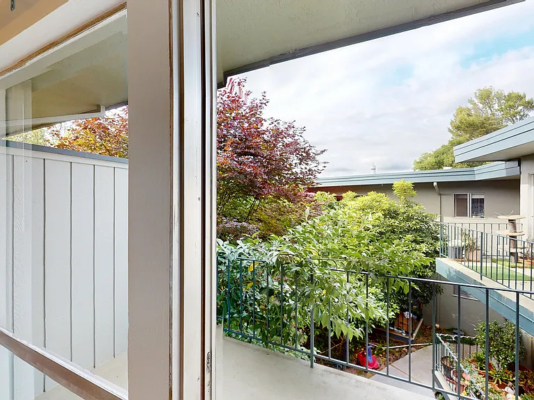 225 Nova Albion Way #28 — Photo 7