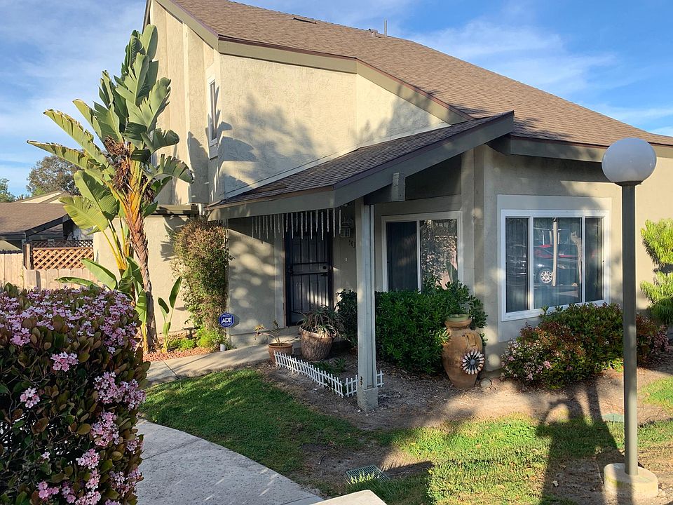 1st image of 5031 La Cuenta Dr