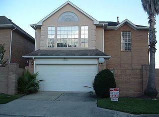 1315 Parkway Ct, Houston, TX 77077