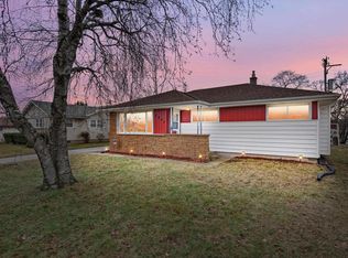 5405 W Hemlock Rd, Milwaukee, WI 53223