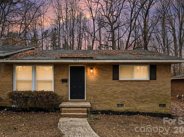 5001-5003 Lakecrest Dr, Charlotte, NC 28215