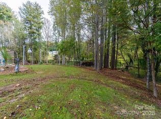 1280 Union Hill Rd, Hendersonville, NC 28792