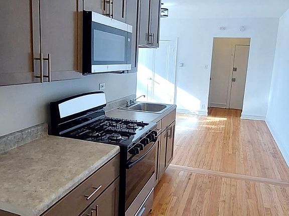 4th image of 1101 N Avers Ave #16793796