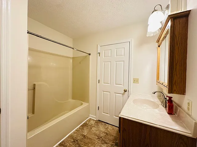 1304 Jollett Rd — Photo 32
