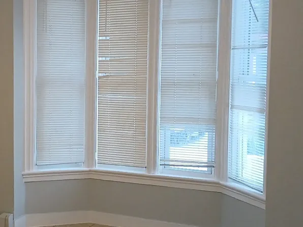 132 Cass St APT 1, Providence, RI 02905