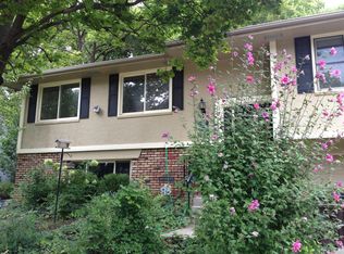 11915 Gow Ln, Bellevue, NE 68123