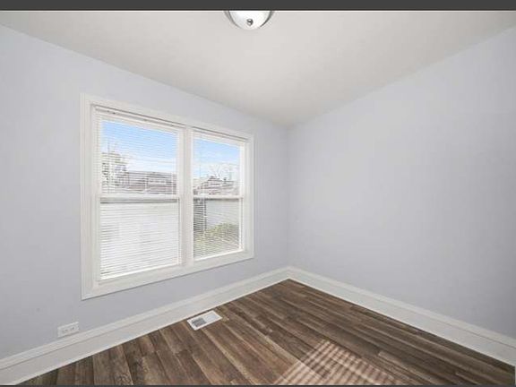 5th image of 7734 S Merrill Ave Unit 1