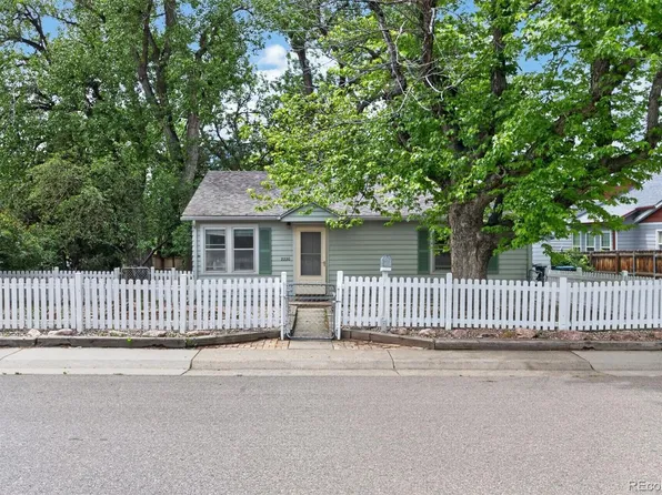 2220 East Street, Golden, CO 80401