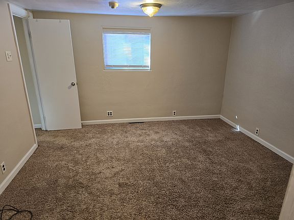 4th image of 347 Concord Ave #1