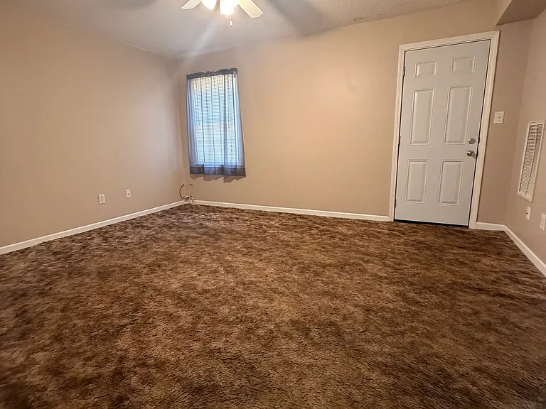 4951 Martin Farms Dr — Photo 1